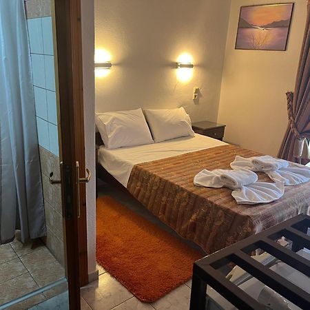 Apolis Hotel Mouzaki Buitenkant foto