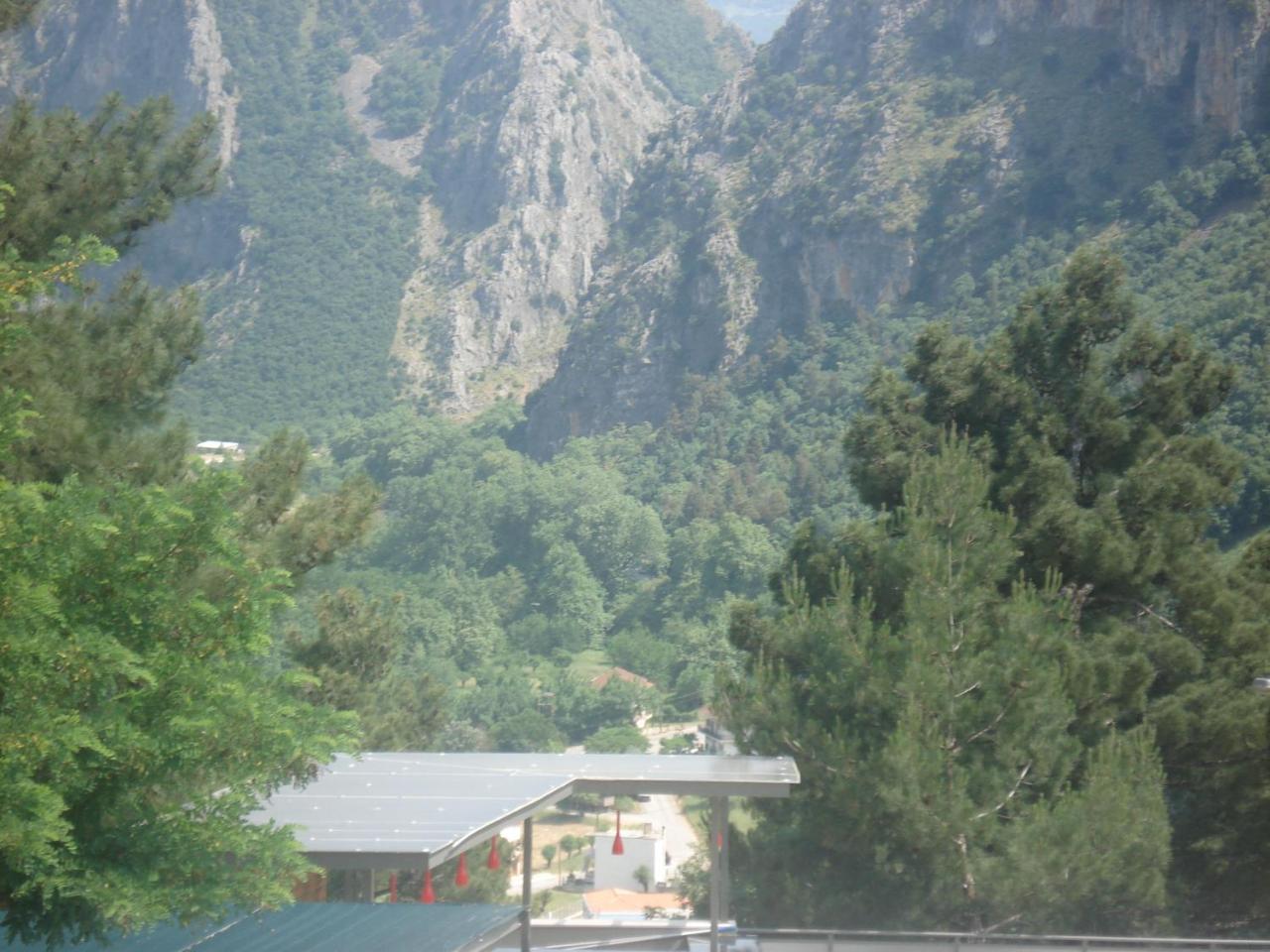 Apolis Hotel Mouzaki Buitenkant foto