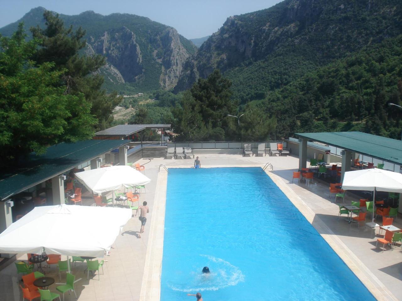 Apolis Hotel Mouzaki Buitenkant foto